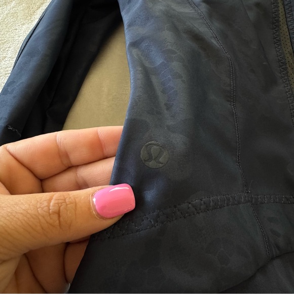 Lululemon Keep It Up Jacket Laceoflage Embossed Inkwell / Inkwell - Picture 13 of 16